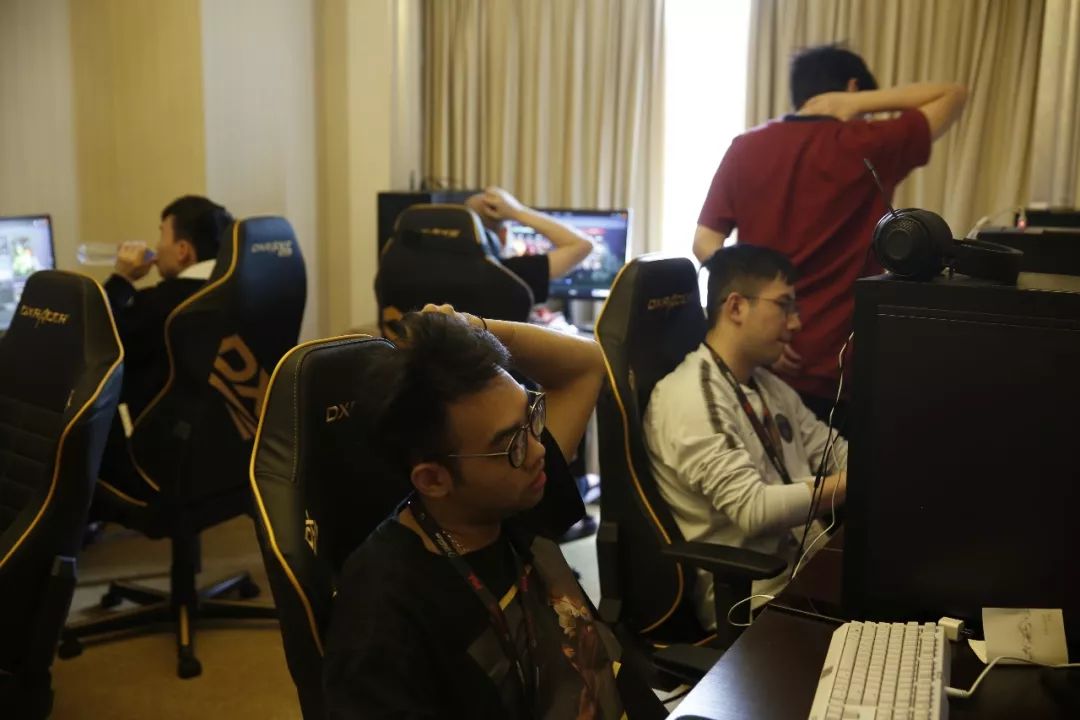 德杯小组赛：NIP三连胜锁定A组第一 成功晋级八强！